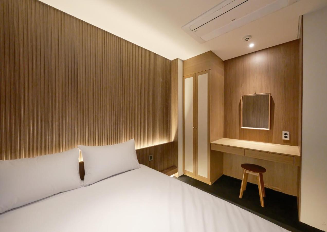 Uh Suite The Myeongdong Soul Exteriér fotografie